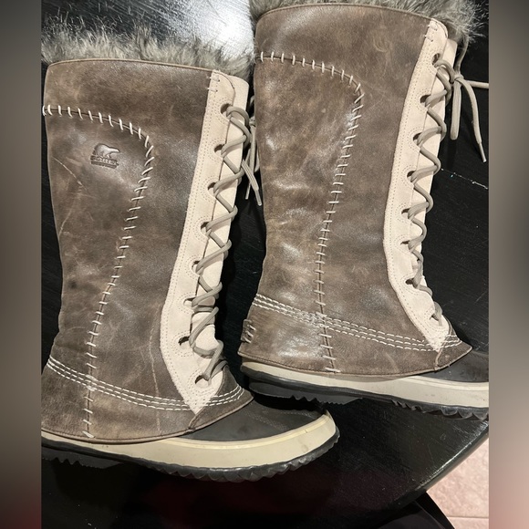 Sorrel Women’s tall winter boots. Size 7. - Picture 2 of 8